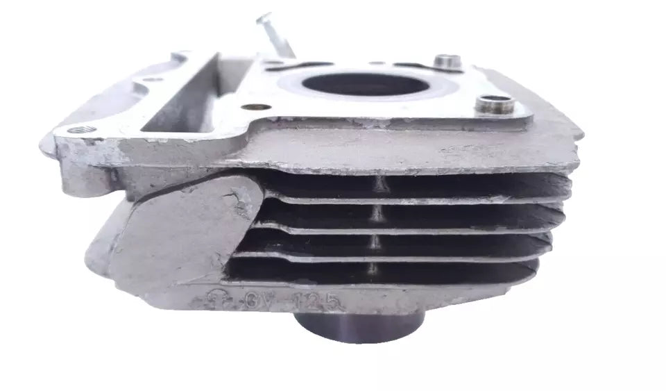 Cylindre & piston 44mm avant 1-2 Hyosung Comet GT 125 2003 n°2