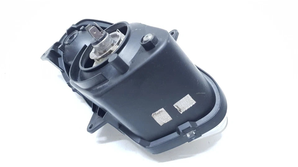 Phare avant droit Yamaha TZR 50 2008 n°4 Réf : 5WXH41100000