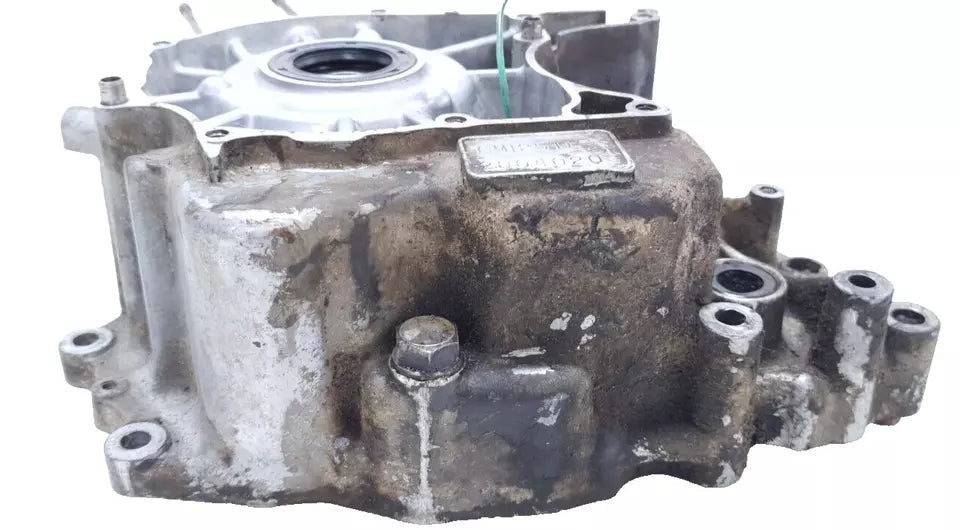 Carter moteur central gauche Honda CM 125 T 1978 n°4 Réf : 11200-399-000