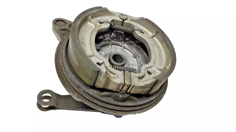 Tambour de frein arrière Yamaha YBR 125 2005 Réf : 5VL-F5321-00-33