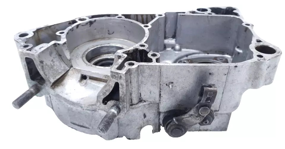 Carter moteur central gauche Yamaha DTMX 125 1977