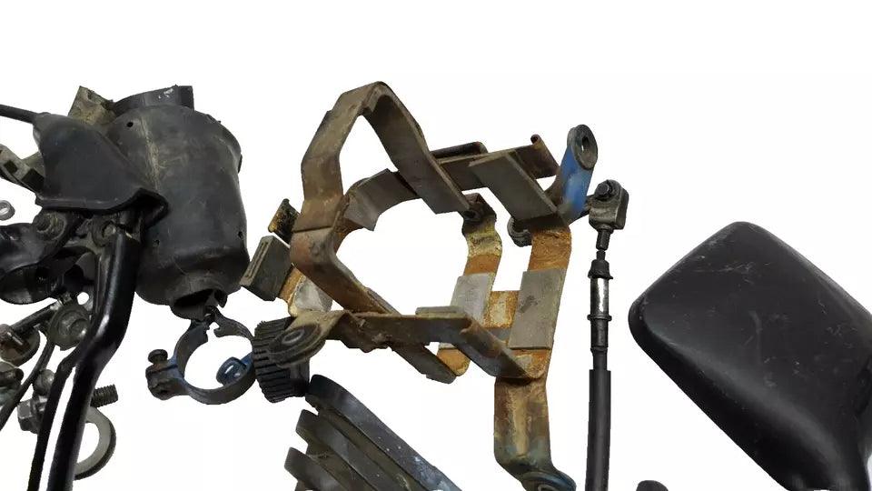 Kit visserie & pièces diverses Suzuki 125 DR 1985