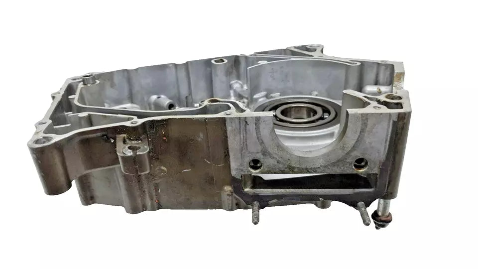 Carter moteur central droit Hyosung Comet GT 125 2006