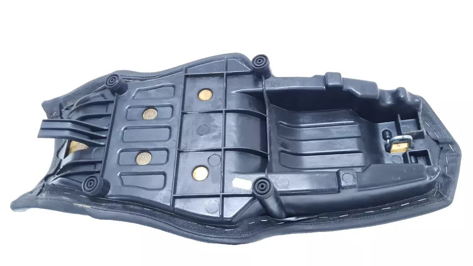 Selle 1-2 Yamaha TZR 50 2012 n°2 Réf : 5WXF47300001
