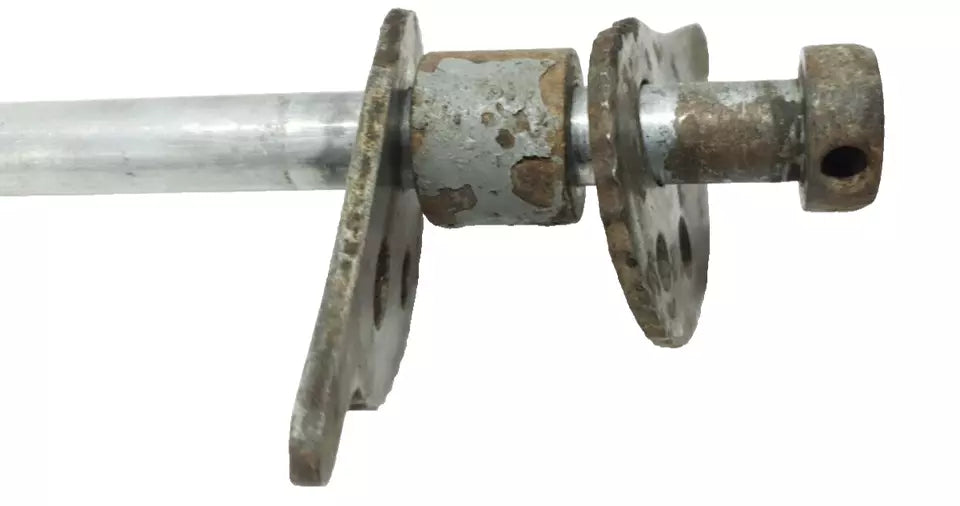 Axe de roue arrière 3-3 Yamaha DTMX 125 1979