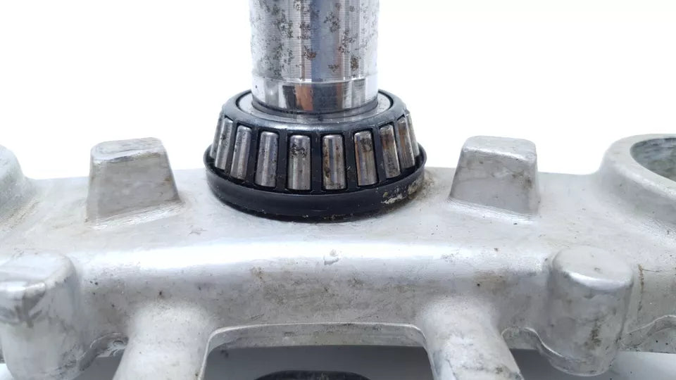 Té de fourche inférieur Yamaha TDR 125 1991 Réf : 3NC-F3140-00-00