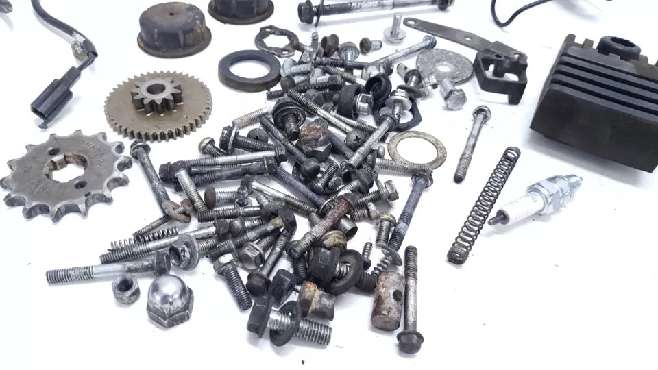 Kit visserie Yamaha YBR 125 2010 n°2