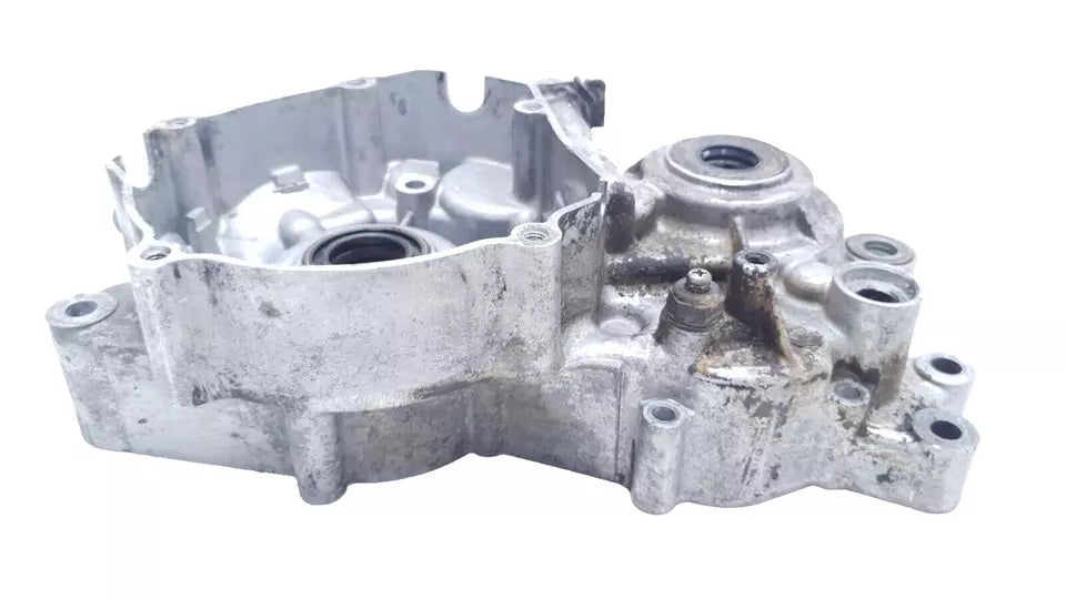 Carter moteur central gauche Yamaha DT125LC 1987 n°18 Réf : 10V-15111-01-00