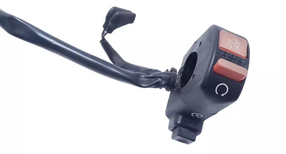 Commodo droit Honda CLR 125 CityFly 2000 Réf : 35013-KFT-620