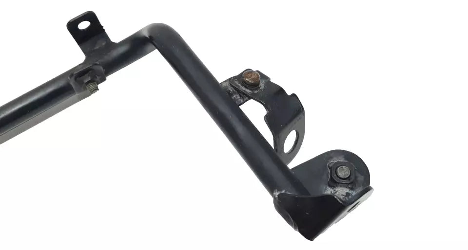 Support de radiateur droit Yamaha DT125R 1996 Réf : 3BN-2172L-00-00