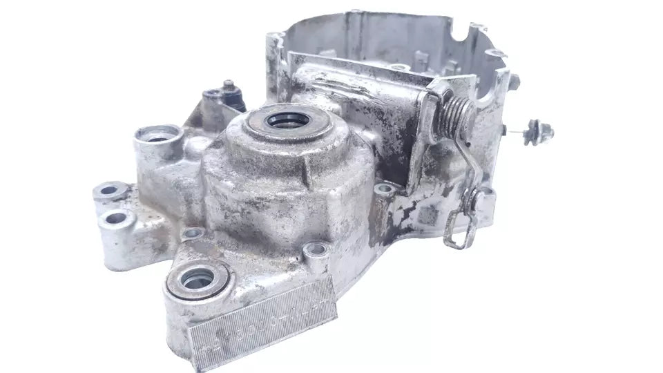 Carter moteur central gauche Yamaha DT125LC 1987 n°18 Réf : 10V-15111-01-00