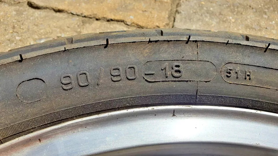 Roue arrière Honda CB125T 1978 n°2 Réf : 42701-399-003
