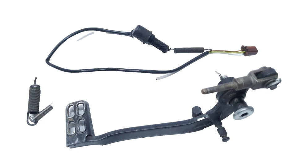 Pédale de frein arrière 1-2 Yamaha TZR 50 2008 n°4 Réf : 5WXF72110000