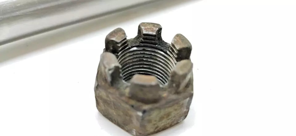 Axe de roue arrière Kawasaki 1000 GTR 1986 Réf: 41068-1197