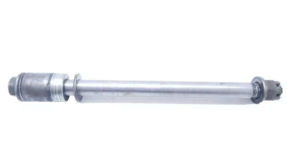 Axe de roue avant Honda CM 125 T 1981 Réf : 42301-401-660