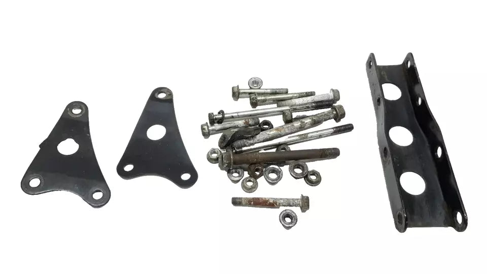 Supports moteur Honda CB 125 Twin 1980 Réf : 50351-399-000ZA