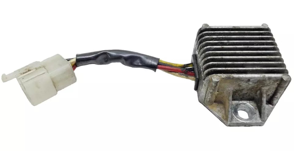 Régulateur de tension Yamaha DT125LC 1987 n°3 Réf : 3BN819600100