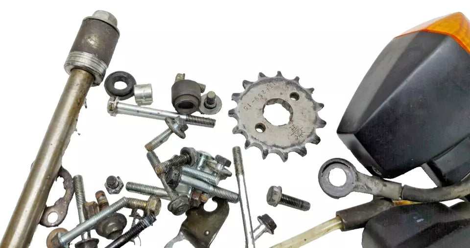 Kit visserie & diverses pièces Honda CM 125 Custom 1997