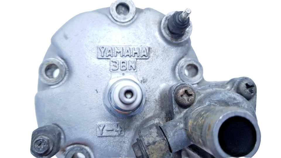 Culasse Yamaha DT125R 1997 n°2 Réf : 3BN111110200