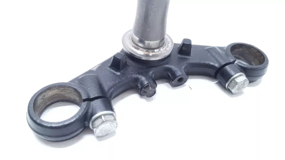 Té de fourche inférieur Yamaha TZR 50 2012 Réf : 5WX-F3340-20