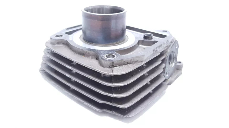 Cylindre & piston avant 1-2 44mm Hyosung Comet GT 125 2004