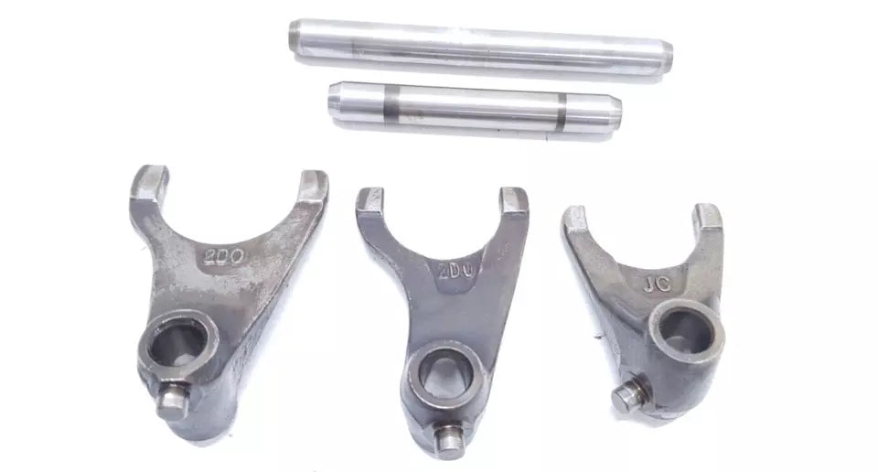 Fourchettes de boite de vitesse Yamaha YBR 125 2010 n°2 Réf : 5VL-E8511-00