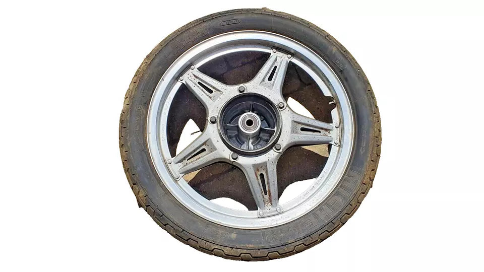 Roue arrière Honda CB125T 1978 n°2 Réf : 42701-399-003