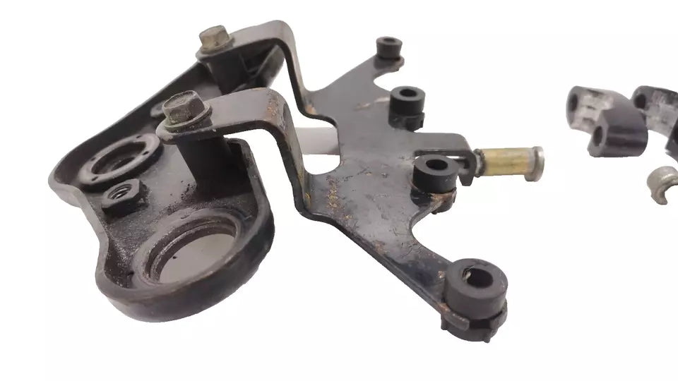 Té de fourche supérieur & araignée Suzuki GT 80