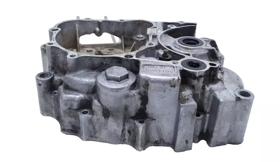 Carter moteur central gauche Honda CLR 125 CityFly 2000 Réf : 11200-KCN-010