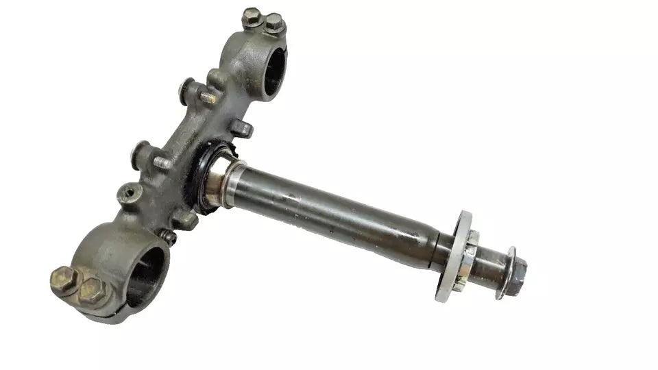 Té de fourche inférieur Yamaha DT125LC 1987 n°7 Réf : 53V-23340-00-90