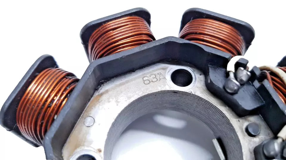 Stator d'allumage Yamaha YBR 125 2006 n°2 Réf : 3D9-H1410-00-00