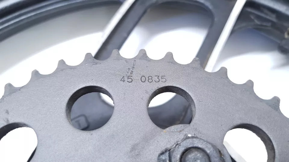 Roue arrière Yamaha RDLC 125 1986 Réf : 2HK-25338-20-BL