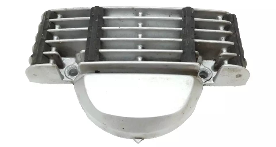 Couvercle latéral de culasse Yamaha YBR 125 2011 Réf : 5VL-E1185-00