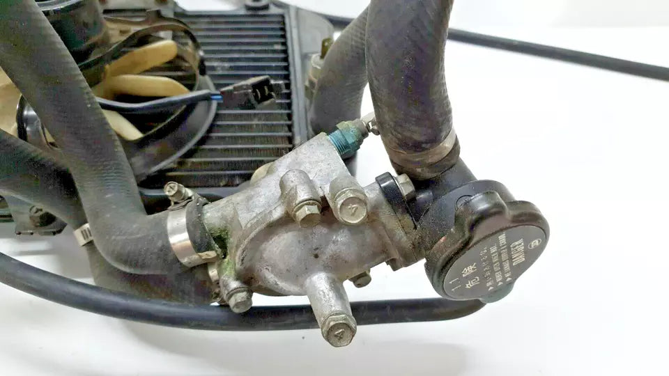 Radiateur complet Kawasaki GPZ 500 S 1987-1993 Réf : 39060-1084