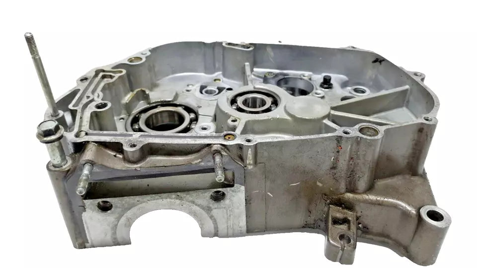 Carter moteur central droit Hyosung Comet GT 125 2006
