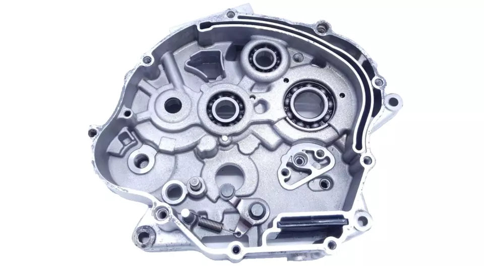 Carter moteur central droit Yamaha YBR 125 2009 Réf : 5VL-W1510-11