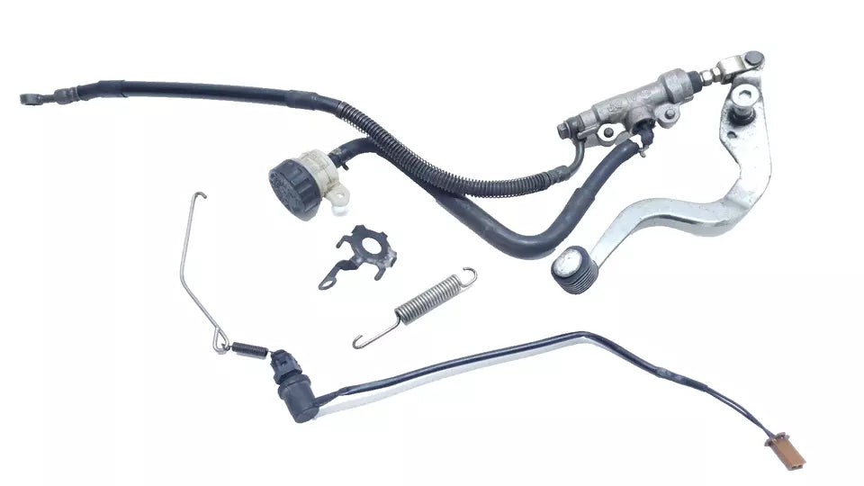Maître cylindre de frein arrière Yamaha TDR 125 1996 Réf : 3XP-2583V-00-00