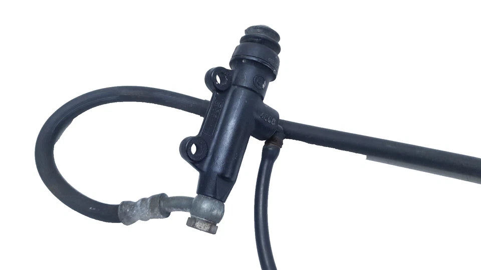Maître cylindre de frein arrière Yamaha TDR 125 1990 Réf : 3SHF580E0000