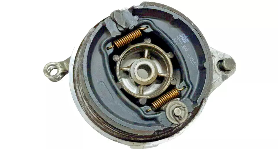 Tambour de frein arrière Honda CM 125 Custom 1985 Réf : 43100-399-023