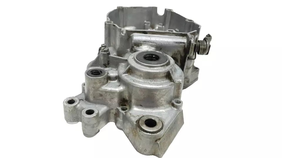 Carter moteur central gauche Yamaha DT125LC 1987 n°12 Réf : 10V-15111-01-00