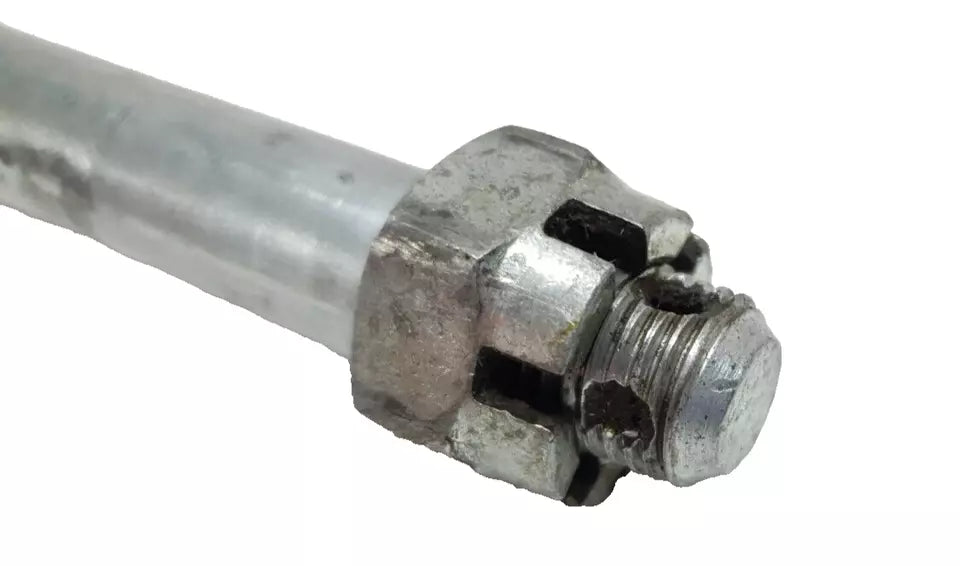 Axe de roue avant Yamaha DT125LC 1987 n°9 Réf 34X-25181-00-00