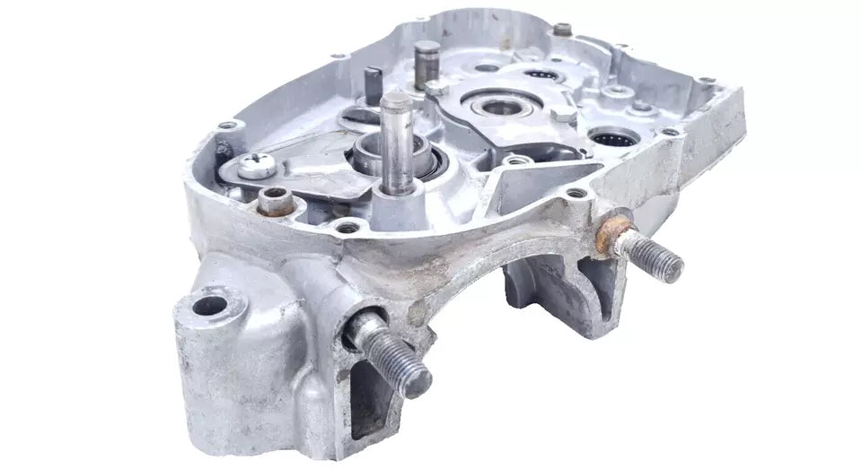 Carter moteur central droit Yamaha DTMX 125 1981
