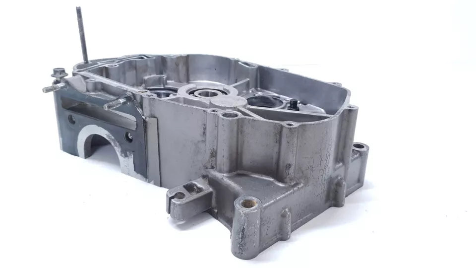 Carter moteur central droit Hyosung Comet GT 125 2005