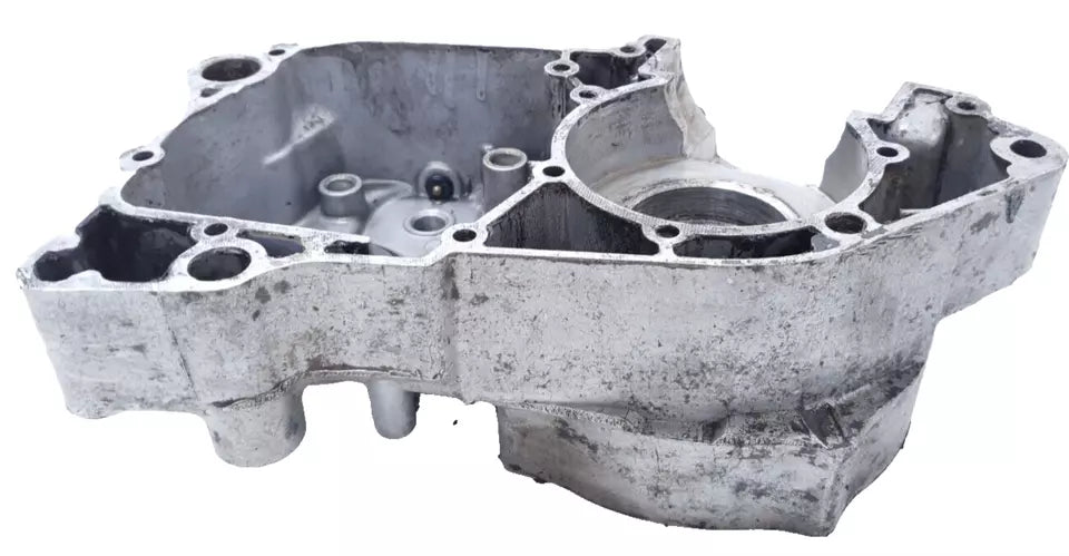 Carter moteur central gauche Yamaha DTMX 125 1977