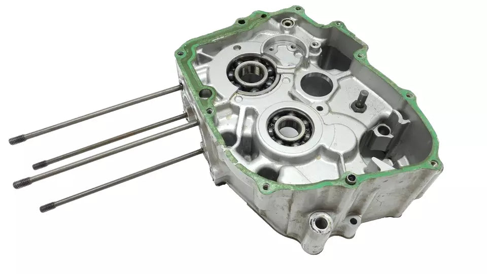 Carter moteur central droit Honda CA 125 Rebel 1999 Réf : 11100-KC2-960