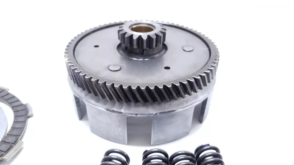 Embrayage Yamaha YBR 125 2005 n°2 Réf : 5VL-E6150-00-00