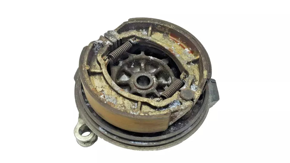 Tambour de frein arrière Yamaha DT125LC 1987 n°11 Réf 10V-25321-00-98