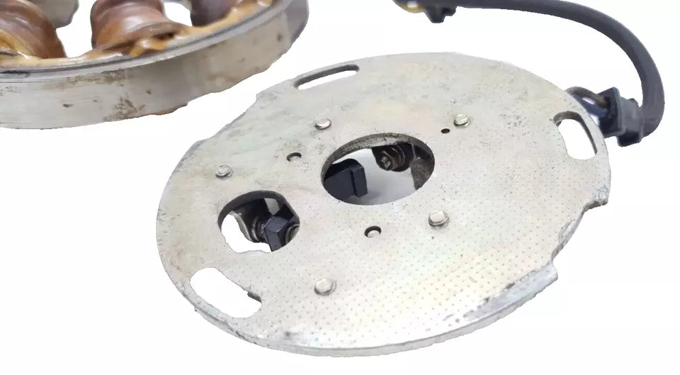 Stator d'allumage Honda CB 125 T 1981 Réf : 31120-399-004