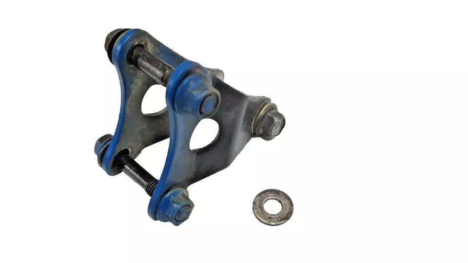Supports moteur Suzuki 125 DR 1985 Réf : 41992-05200-019