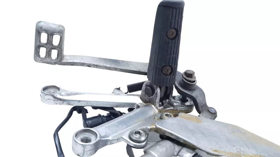 Maître cylindre de frein arrière 1-2 Yamaha TZR 50 2002 n°2